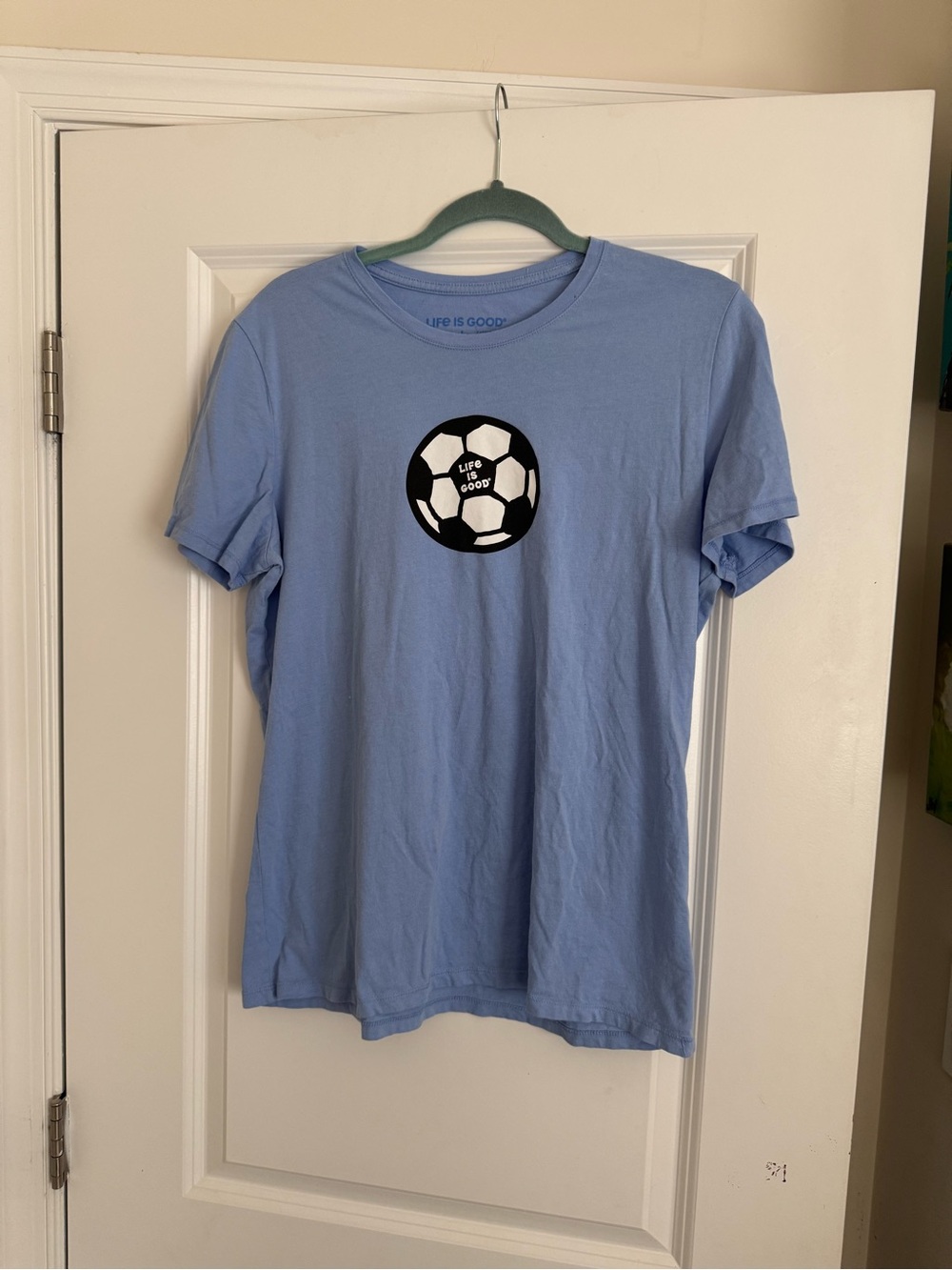 Life is Good t-shirt size large